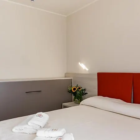 Lual Bleisure Hotel
