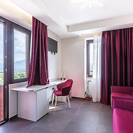 Lual Bleisure Hotel Pofi