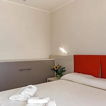 Lual Bleisure Hotel