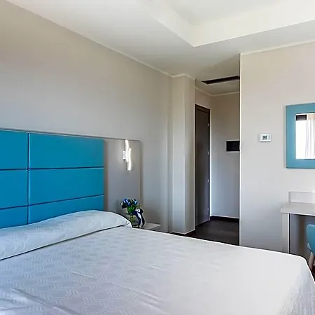 Lual Bleisure Hotel